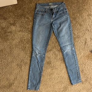 Old Navy Denim Jeans 00 With Ripped Knees